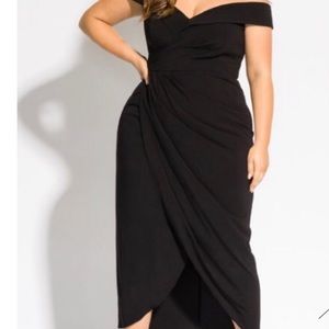 Black wrap dress. Plus size 12-14 size small
